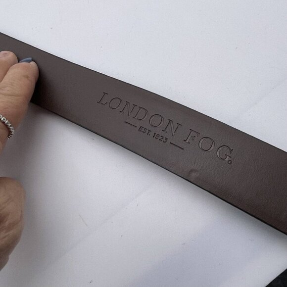 London Fog Pin Dot Feather Edge Dress Belt Men's Size 36  Brown Leather - Picture 4 of 4